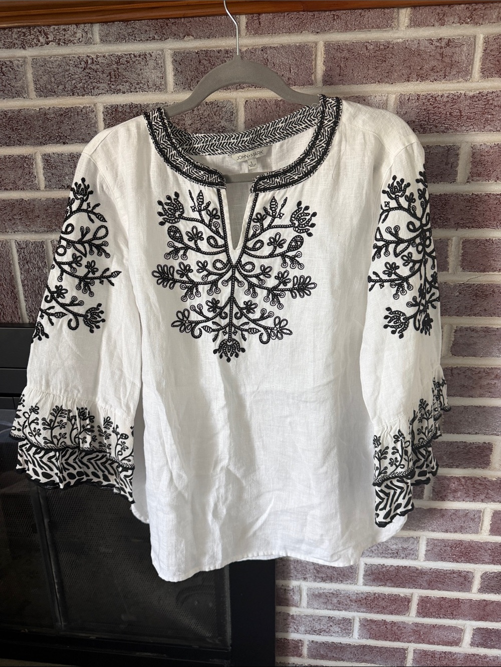 John Mark White Tunic with Black Embroidered Floral Detail